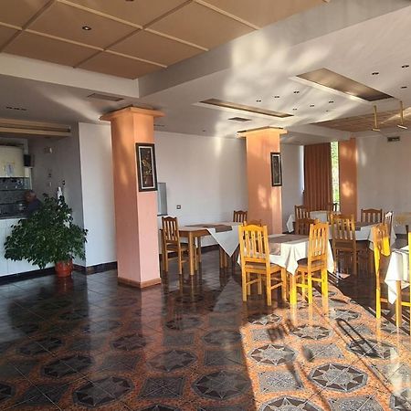 Hotel Nicola Lezhe Luaran gambar