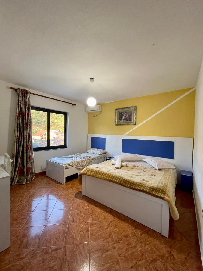 Hotel Nicola Lezhe Luaran gambar