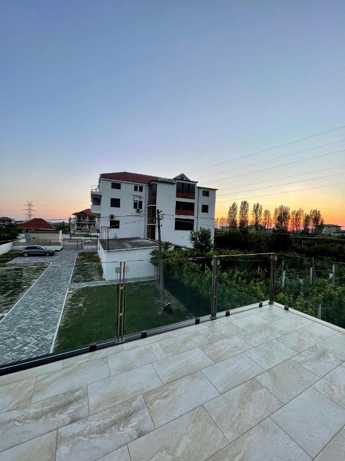 Hotel Nicola Lezhe Luaran gambar