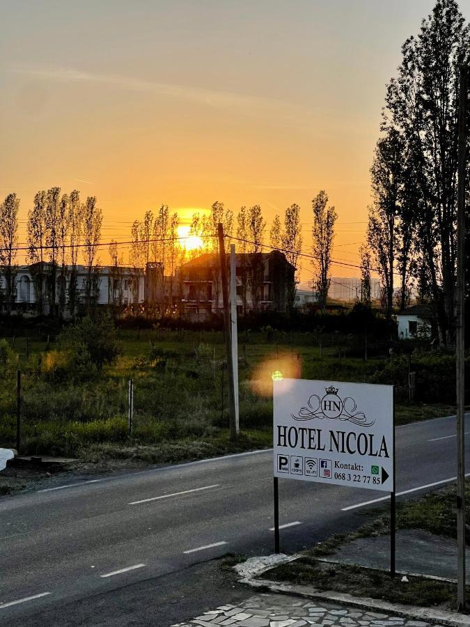Hotel Nicola Lezhe Luaran gambar